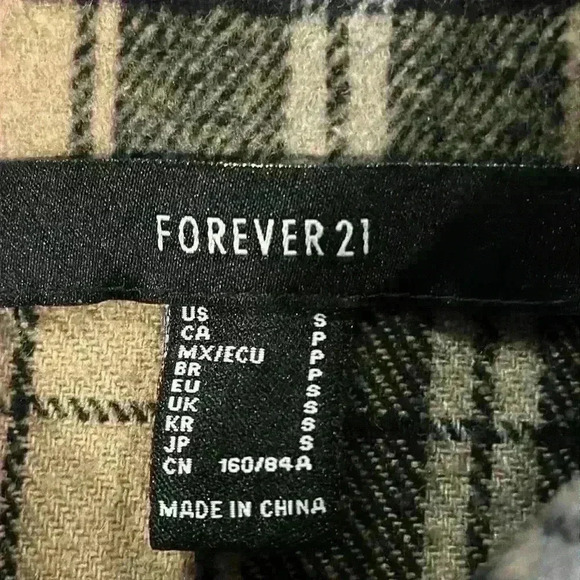 Forever 21 Ladies Black And Tan Heavy Buffalo Plaid Button Down Shirt Size Small - Picture 12 of 15